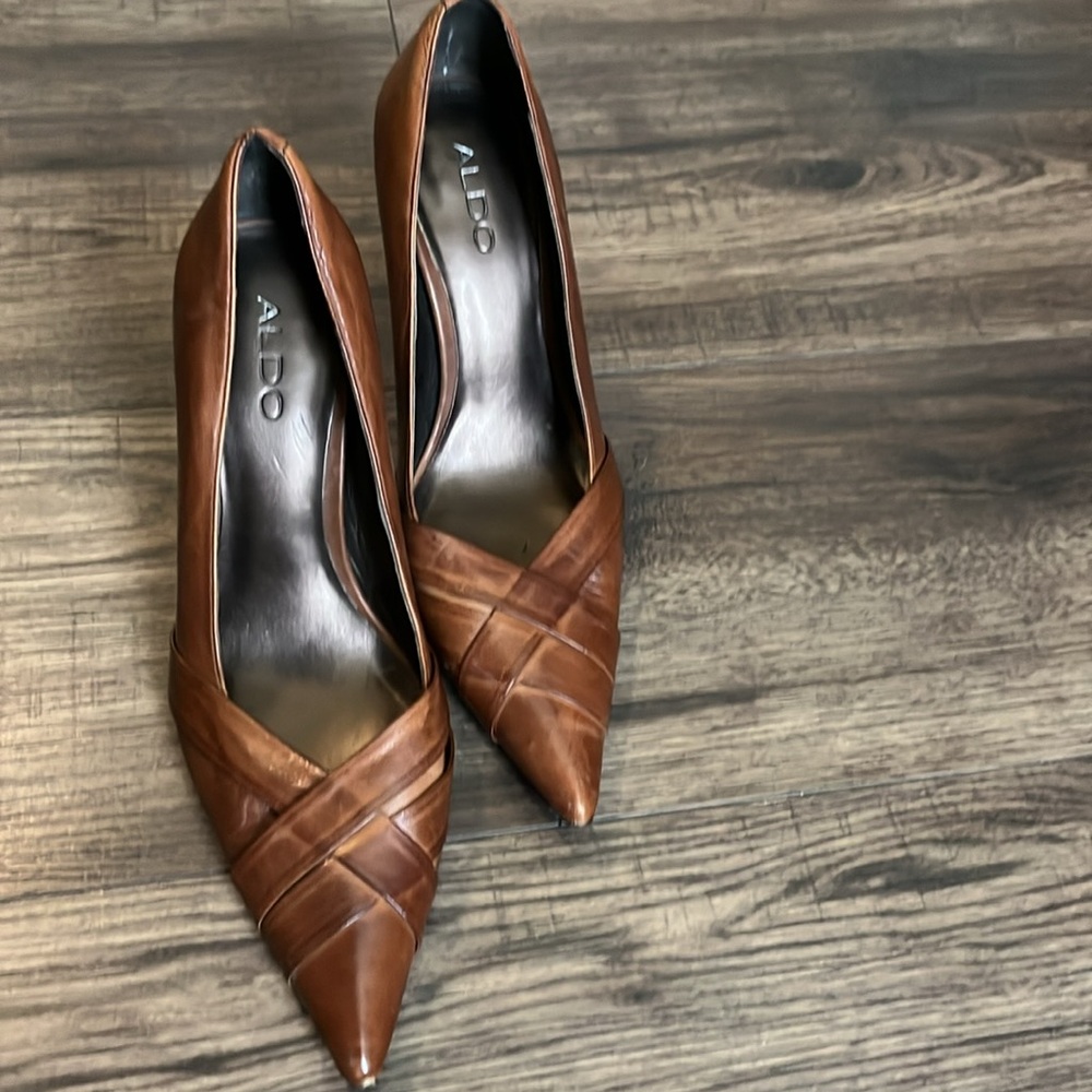 Aldo Women's Brown Pumps size 39(8.5)